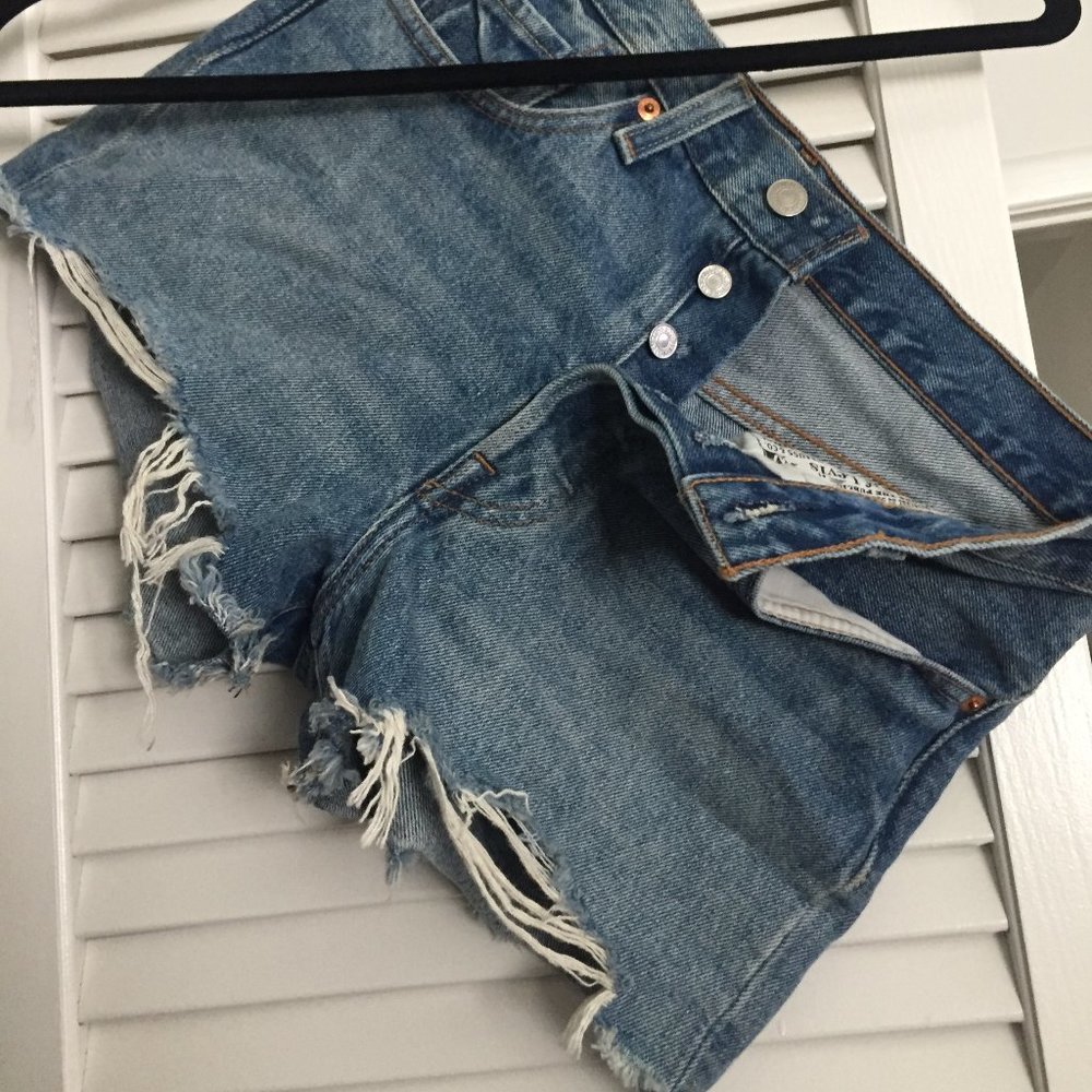 Levi 501 Shorts Size 26